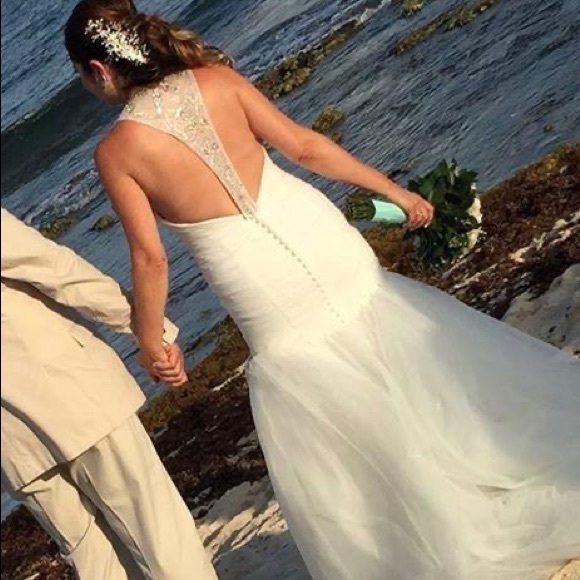 David’s Bridal Medium Wedding Dress - Picture 3 of 3